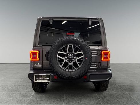 New 2026 Jeep Wrangler Unlimited Sahara AWD/4WD image 27