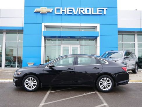 Used 2018 Chevrolet Malibu LT image 4