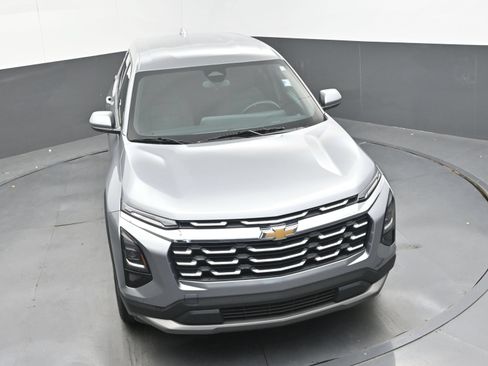 Used 2026 Chevrolet Equinox LT FWD image 21