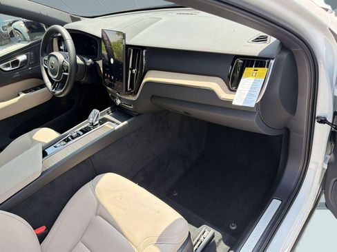 New 2026 Volvo XC60 B5 Plus w/ Climate Package AWD/4WD image 31