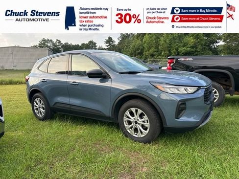 Used 2025 Ford Escape Active AWD/4WD image 3