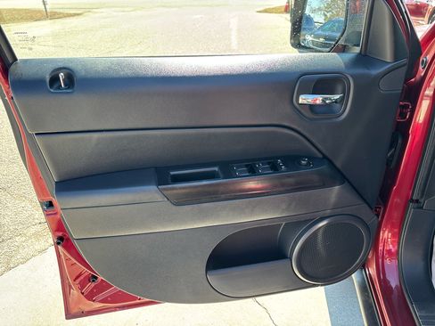 Used 2012 Jeep Patriot Sport w/ PWR Value Group image 19