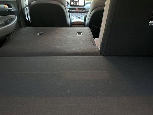 Used 2023 Hyundai Santa Fe Blue image 16