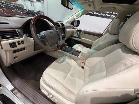 Used 2012 Lexus GX 460 w/ Comfort Plus Pkg image 21