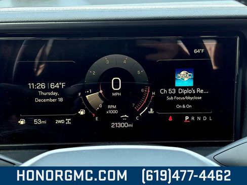 Used 2025 GMC Terrain Elevation image 29