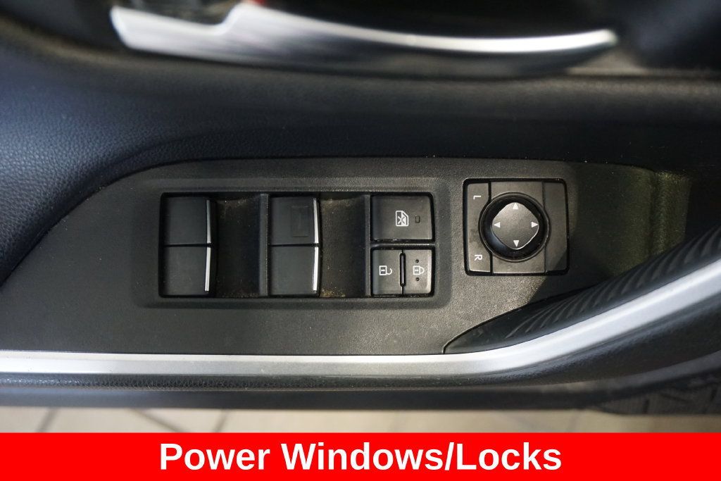 Used 2021 Toyota RAV4 XSE w/ XSE Grade Weather Package AWD/4WD image 5