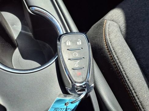 Used 2023 Chevrolet Equinox LT FWD image 59
