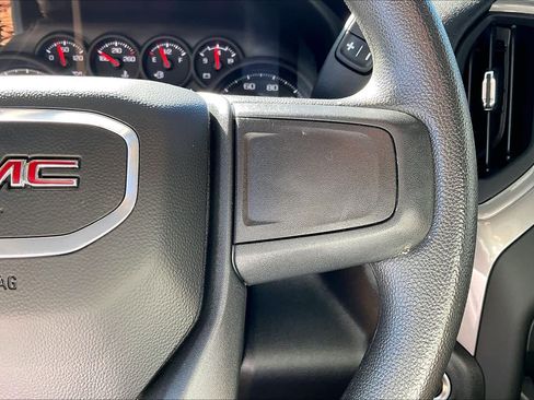 Used 2025 GMC Sierra 1500 Pro w/ Trailering Package image 18