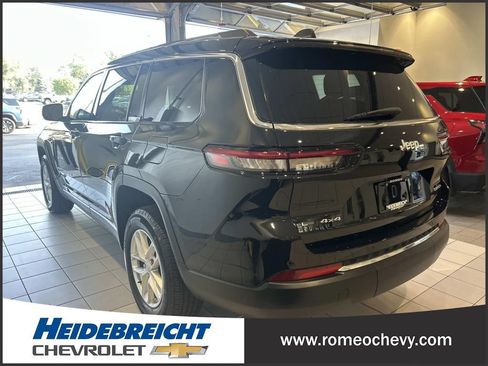 Used 2022 Jeep Grand Cherokee L Laredo w/ Luxury Tech Group I AWD/4WD image 5
