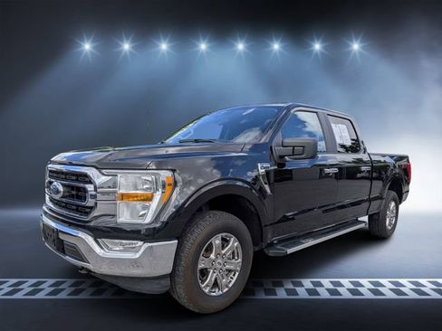 Used 2023 Ford F150 XLT w/ XTR Package AWD/4WD image 7