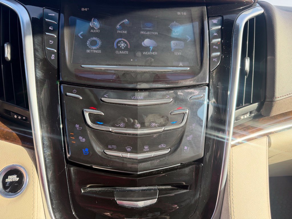 Used 2017 Cadillac Escalade ESV Luxury AWD/4WD image 41