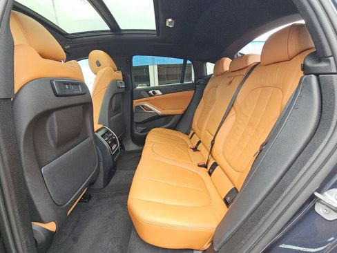 Used 2022 BMW X6 xDrive40i w/ M Sport Package AWD/4WD image 12