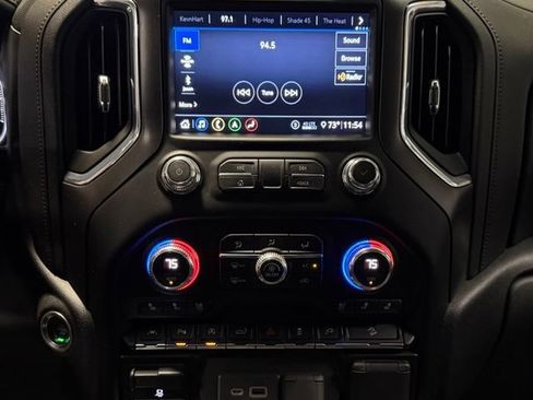 Used 2020 GMC Sierra 1500 AT4 w/ AT4 Premium Package AWD/4WD image 14