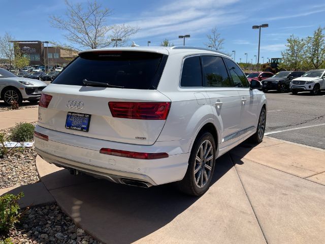 Used 2019 Audi Q7 3.0T Premium Plus w/ Premium Plus Package AWD/4WD image 8