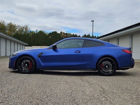 Used 2022 BMW M4 xDrive Competition w/ Executive Package image 2