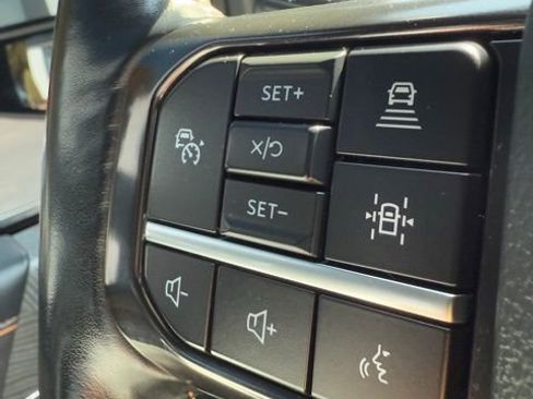 Used 2024 Ford F350 Platinum image 57