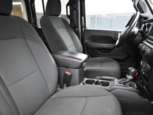 Used 2022 Jeep Wrangler Unlimited Sport AWD/4WD image 27