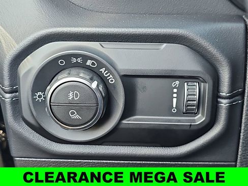 New 2025 Jeep Gladiator Willys image 25