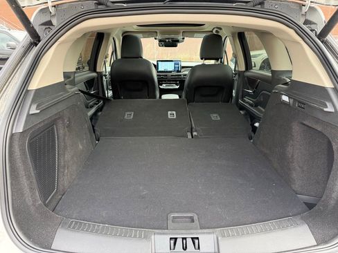 New 2025 Lincoln Corsair Reserve w/ Towing Package image 44