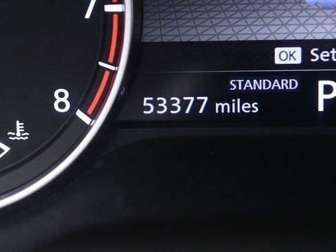 Used 2023 Nissan Rogue SV image 34