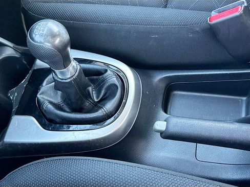 Used 2015 Honda Fit EX image 21