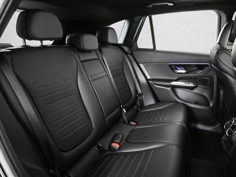 Certified 2025 Mercedes-Benz GLC 300 4MATIC image 21