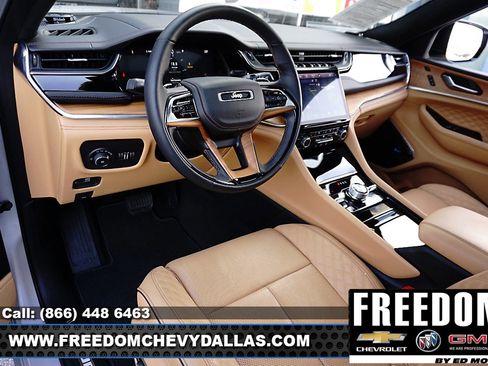 Used 2025 Jeep Grand Cherokee L Summit image 6