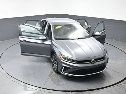 Used 2025 Volkswagen Jetta S FWD image 58