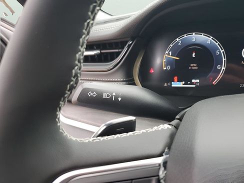 New 2026 Jeep Grand Cherokee Altitude image 35