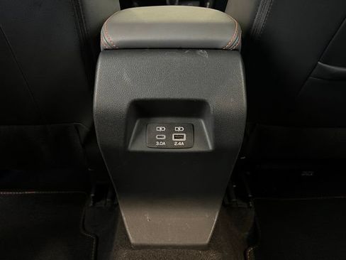 Used 2024 Subaru Crosstrek 2.5i Limited w/ Crosstrek Mirror Package AWD/4WD image 40