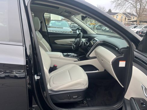 Used 2024 Hyundai Tucson Limited image 16