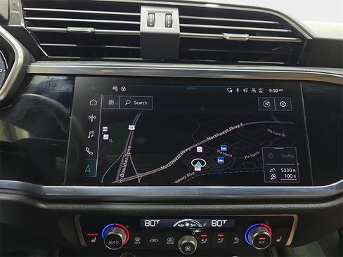 Certified 2025 Audi Q3 2.0T Premium Plus w/ Premium Plus Package image 25