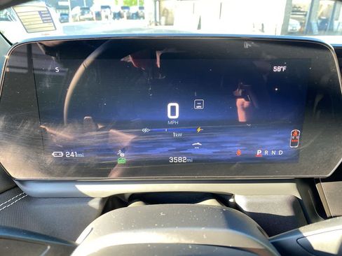 Used 2025 Chevrolet Silverado EV LT AWD/4WD image 26