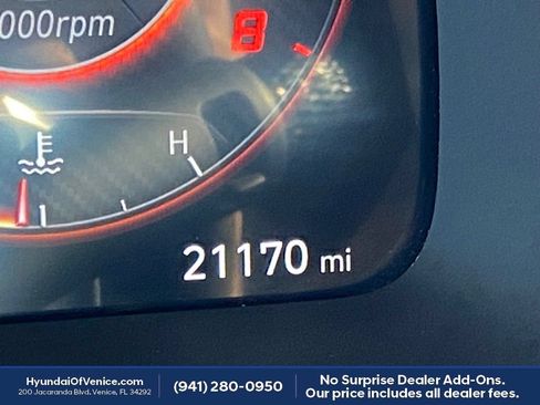 Used 2024 Hyundai Palisade Limited FWD image 24