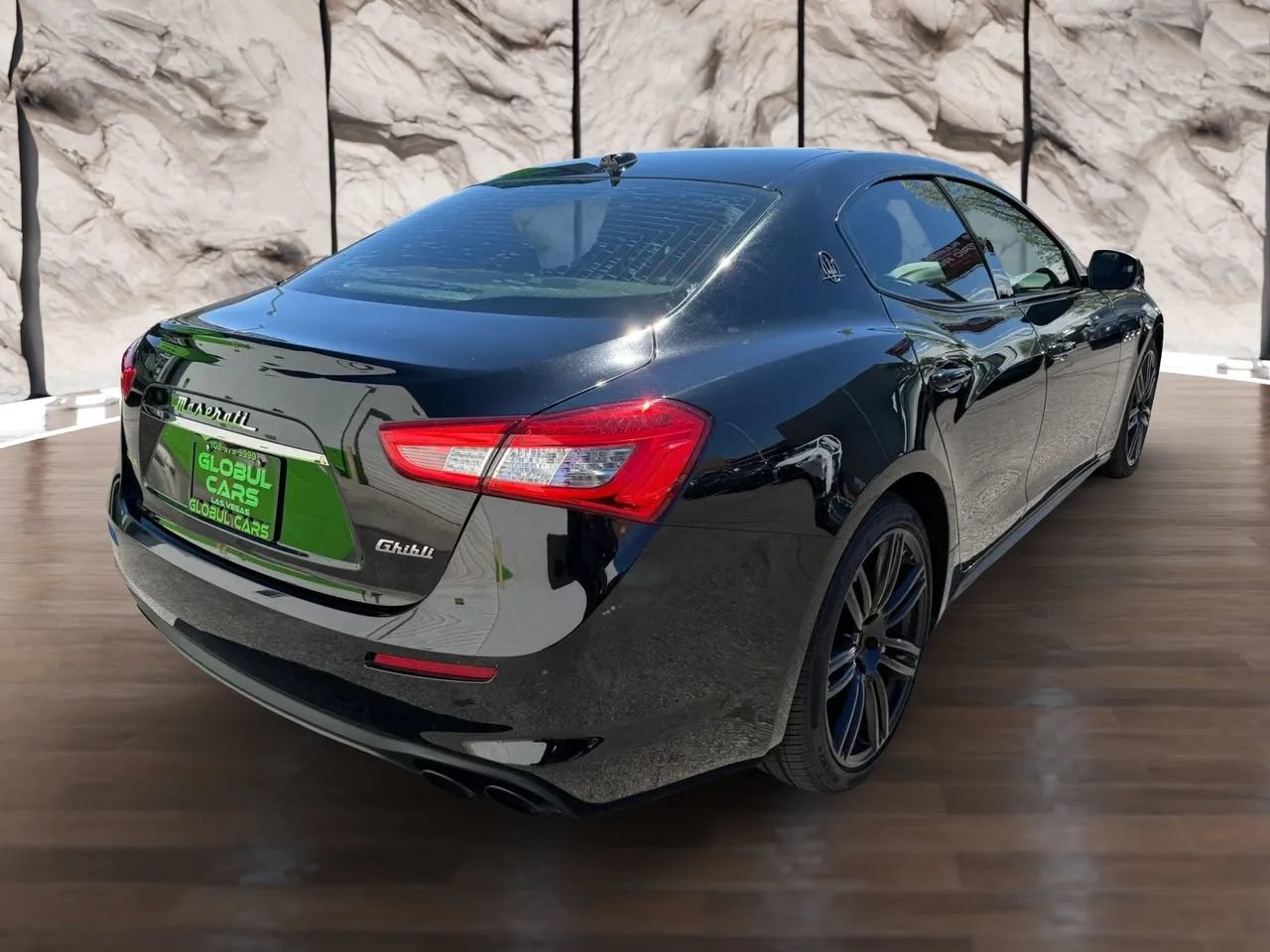 Used 2018 Maserati Ghibli RWD image 5