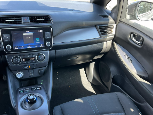 Used 2025 Nissan Leaf S FWD image 28