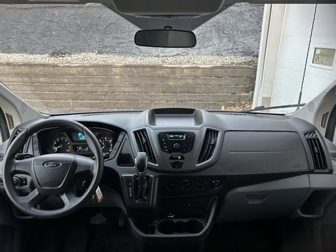 Used 2015 Ford Transit 250 130 Medium Roof image 11