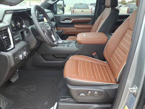 New 2026 GMC Sierra 3500 Denali Ultimate image 16