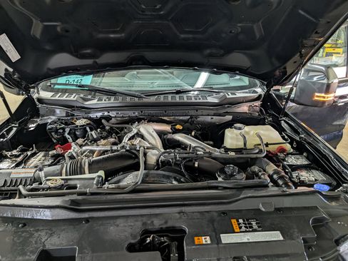 Used 2023 Ford F350 Lariat w/ Tow Technology Package image 5