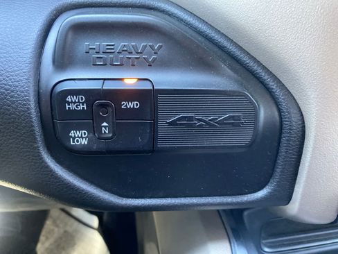 Used 2022 RAM 3500 Laramie AWD/4WD image 16
