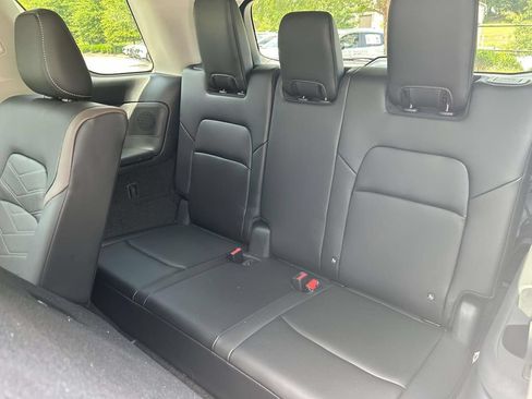 Used 2024 Nissan Pathfinder Platinum w/ Cargo Package FWD image 11