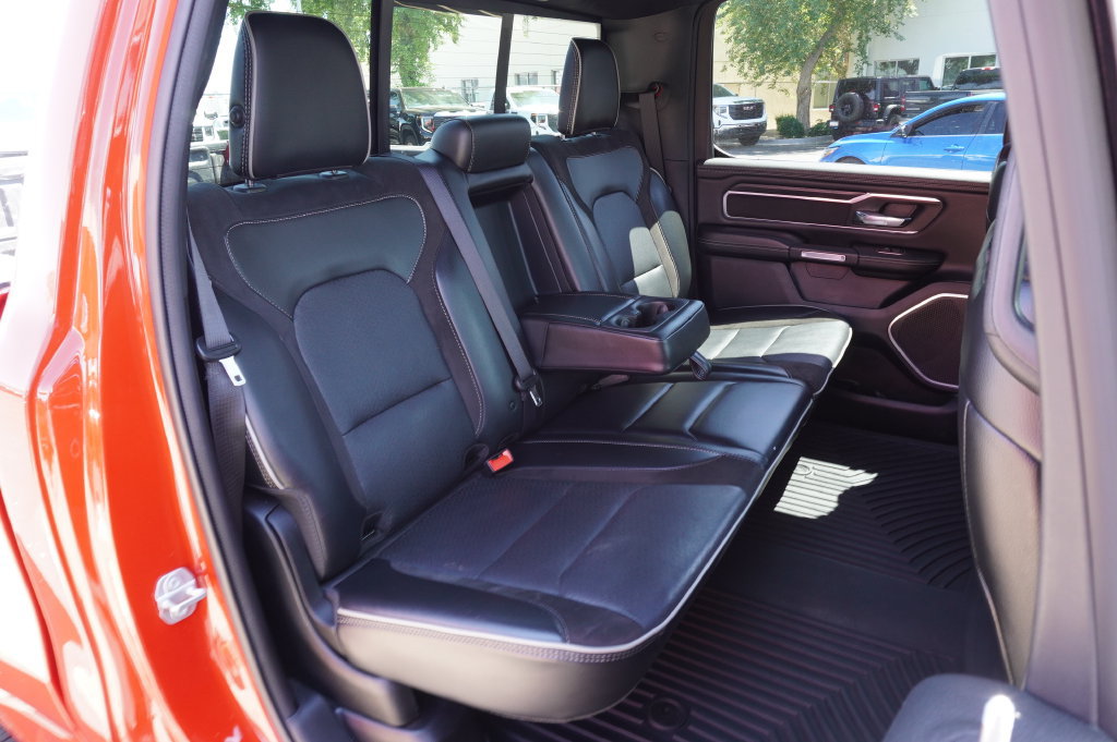 Used 2023 RAM 1500 Laramie AWD/4WD image 9