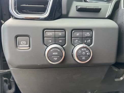 Used 2024 GMC Sierra 2500 Denali Ultimate w/ Max Trailering Package AWD/4WD image 22