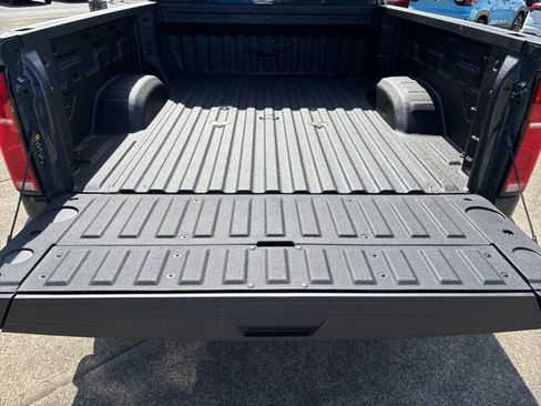 New 2026 Chevrolet Silverado 3500 LTZ w/ LTZ Plus Package AWD/4WD image 9