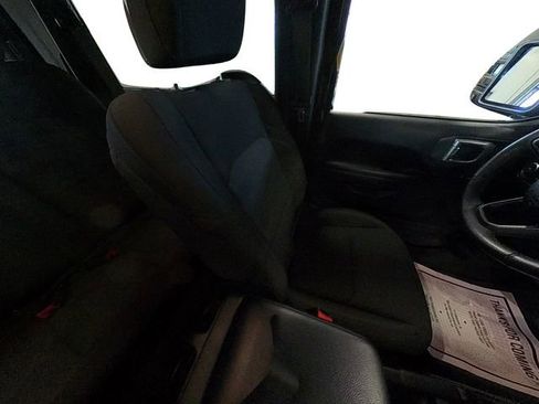 Used 2023 Jeep Wrangler Willys image 34