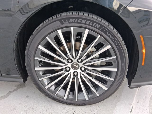 New 2026 Lexus ES 350e w/ Accessory Package (K3) FWD image 10