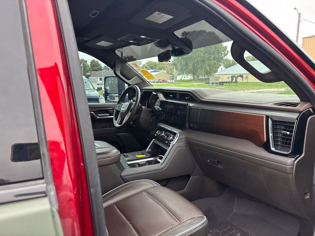Used 2024 GMC Sierra 2500 Denali w/ Denali Reserve Package AWD/4WD image 11