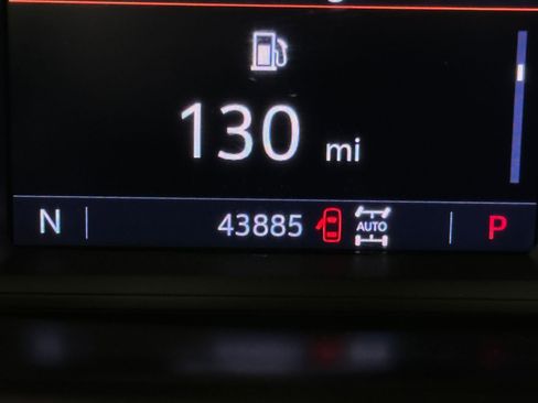 Used 2019 GMC Sierra 1500 AT4 w/ AT4 Premium Package image 16