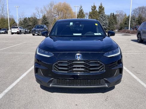 Used 2025 Honda HR-V Sport image 2