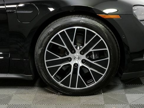 New 2026 Porsche Taycan image 39